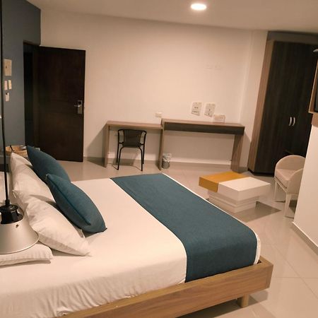Hotel Quarta Avenida Montería Eksteriør bilde