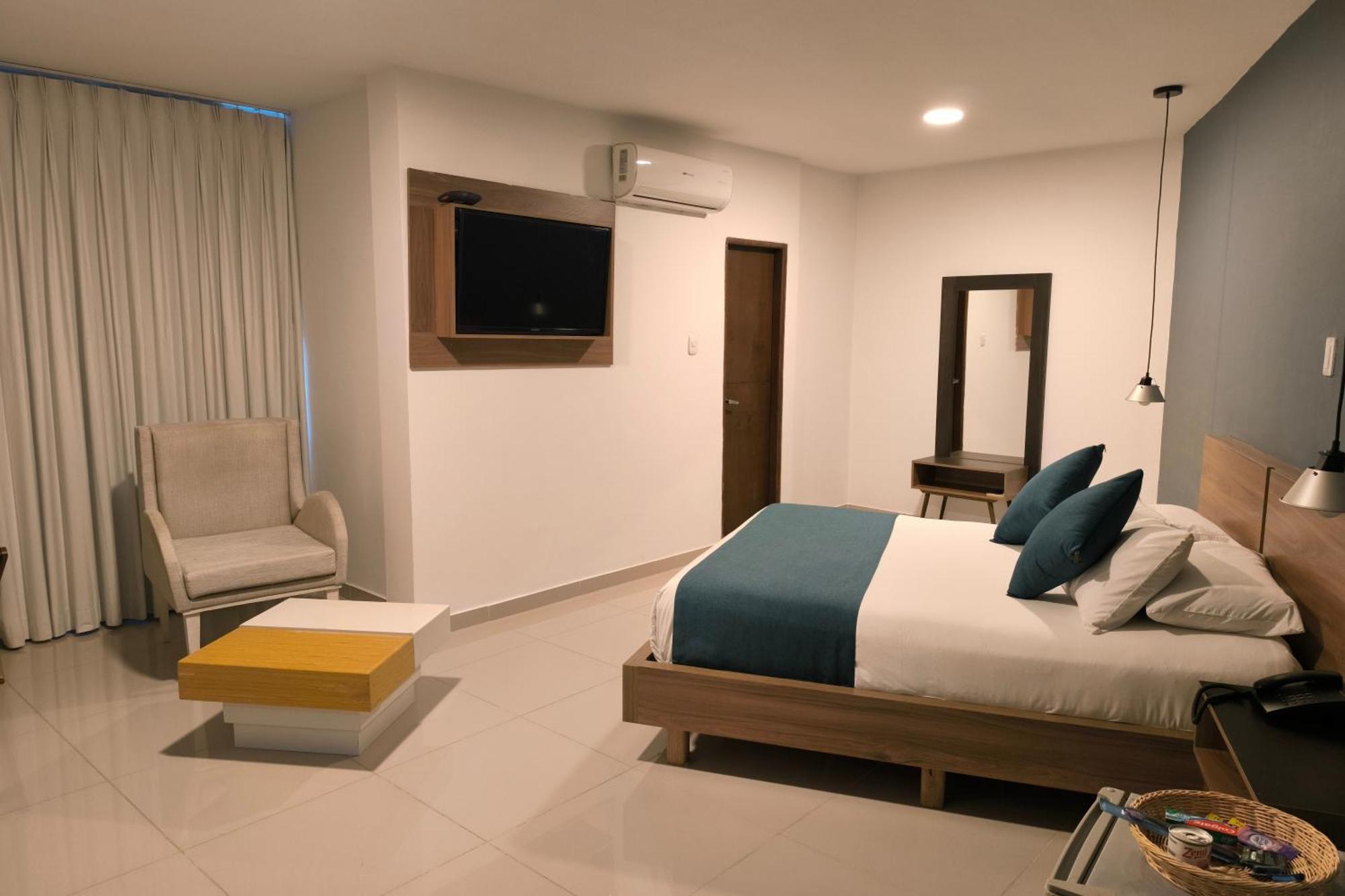 Hotel Quarta Avenida Montería Eksteriør bilde