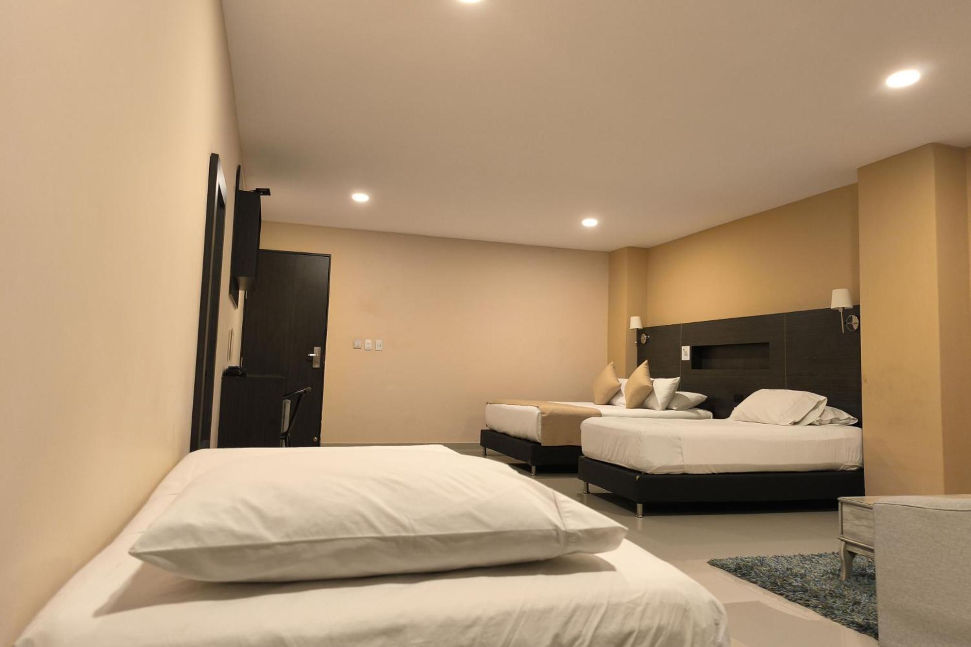 Hotel Quarta Avenida Montería Eksteriør bilde