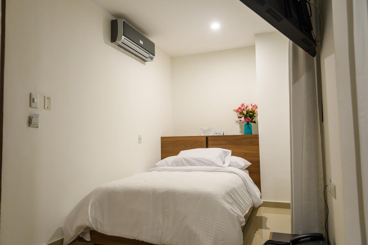 Hotel Quarta Avenida Montería Eksteriør bilde