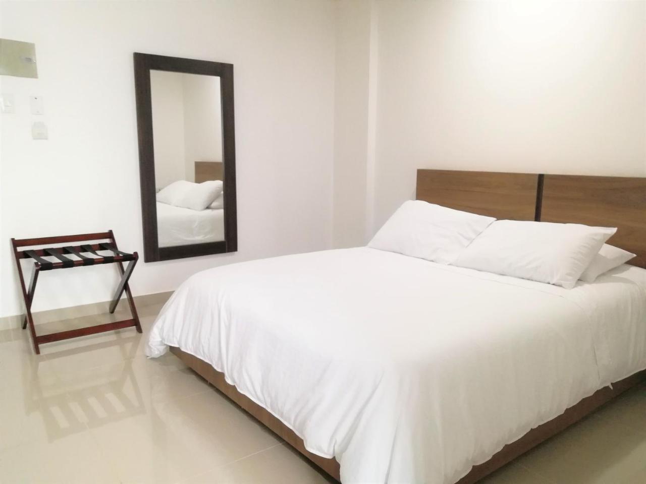 Hotel Quarta Avenida Montería Eksteriør bilde
